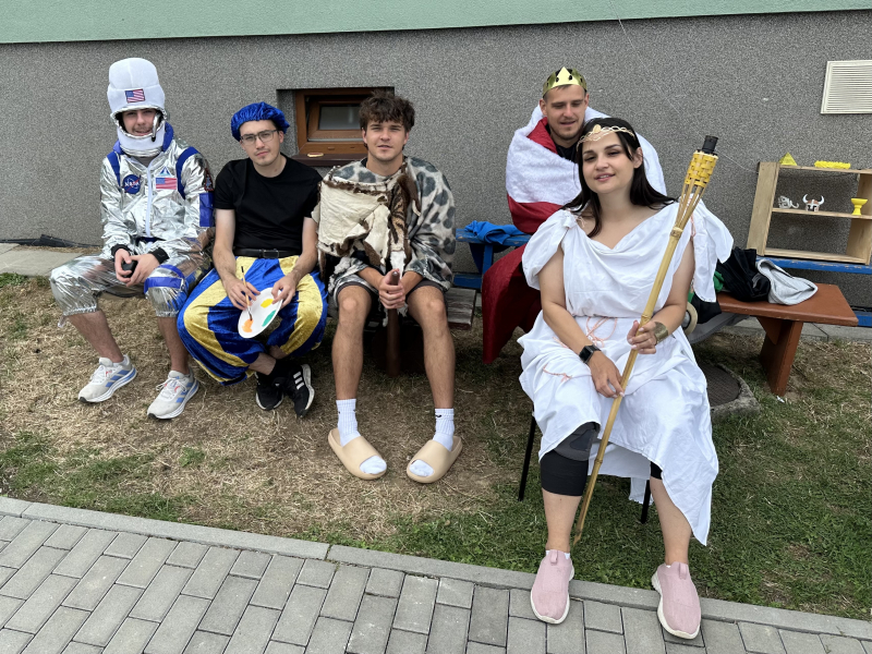 2. Turnus 8. Den