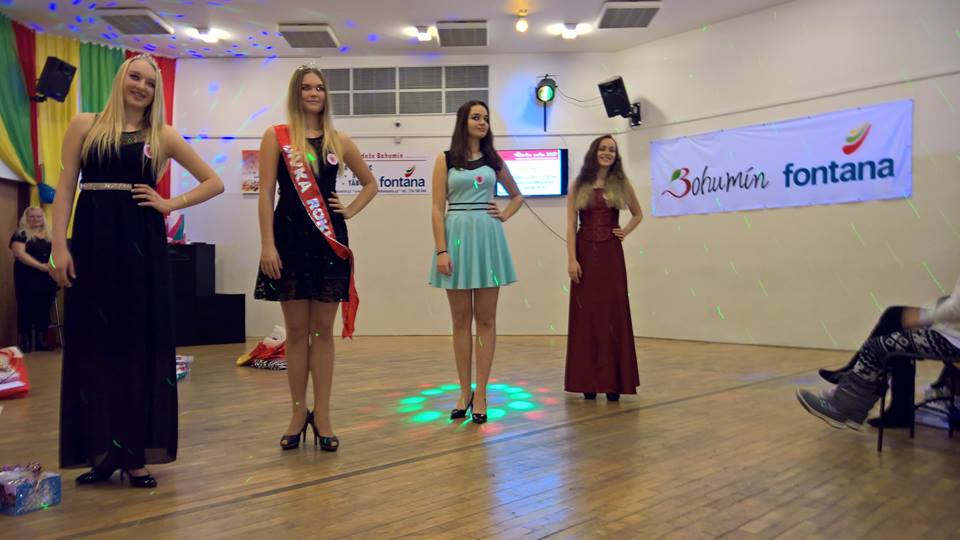 DÍVKA ROKU 2017 je Klára Olszowská.